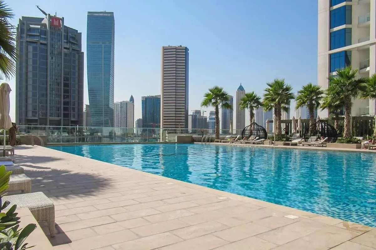 Frank Porter - Damac Prive B Dubai Apartment